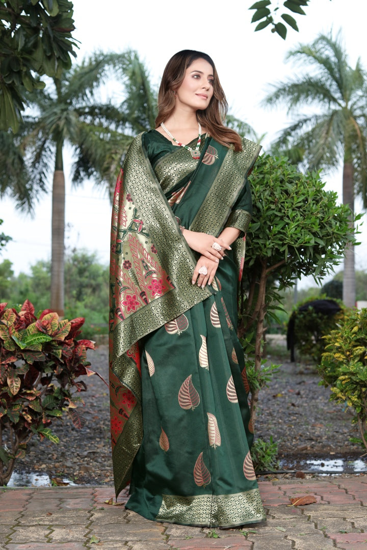 Sophisticated Green Soft Silk Saree With Enticing Blouse Piece