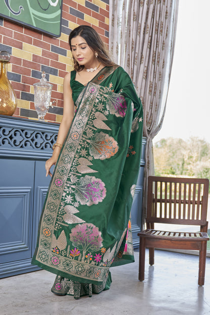 Conflate Green Soft Silk Saree With Eloquence Blouse Piece