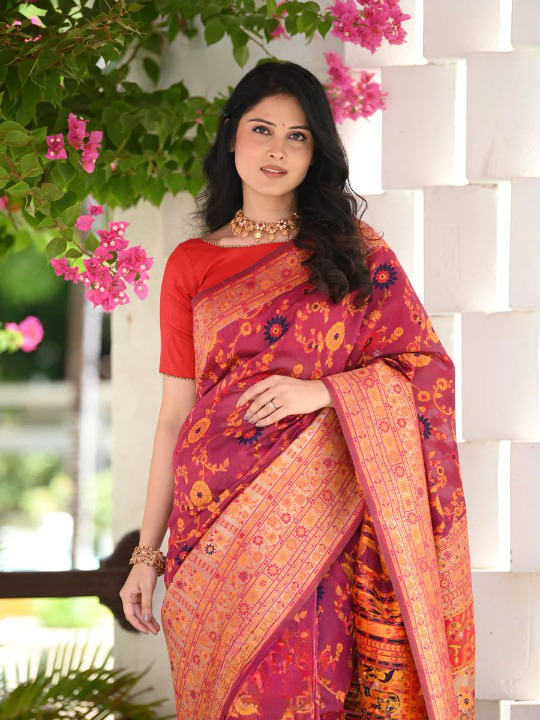 Imaginative Red Pashmina Saree With Lassitude Blouse Piece