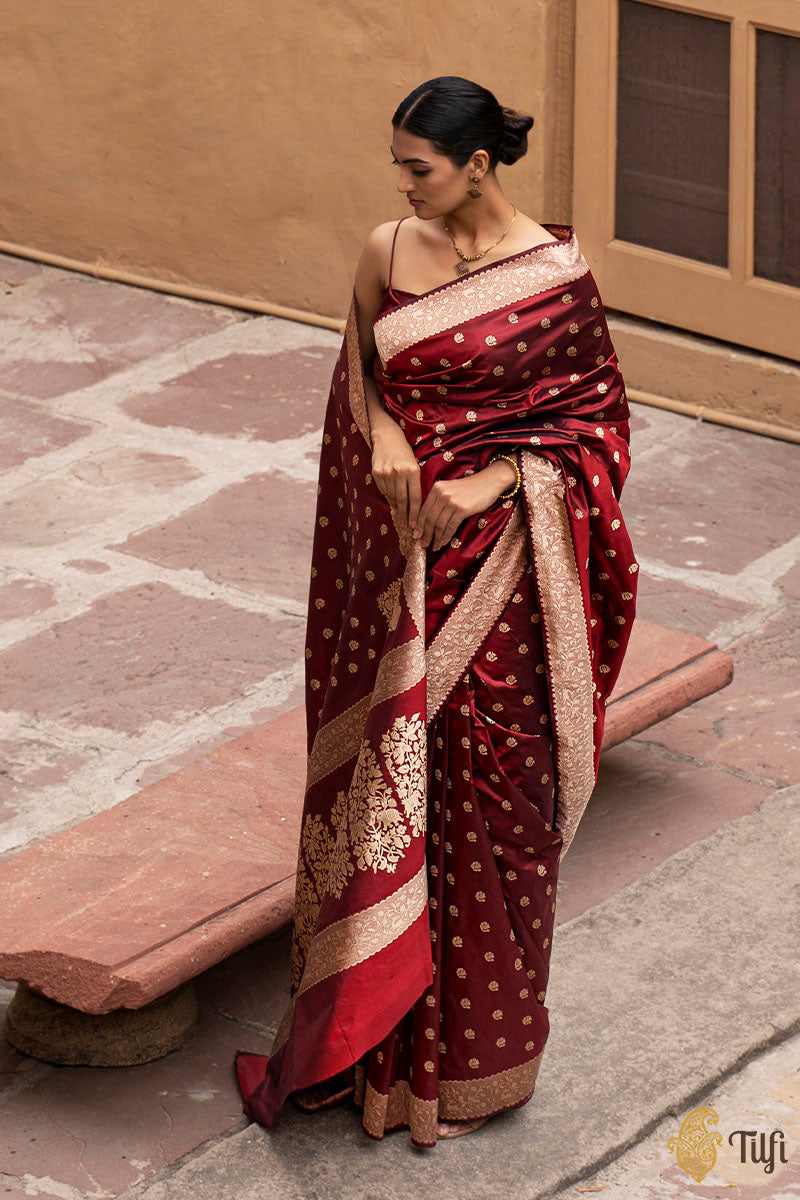 Forbearance Maroon Soft Silk Saree With Groovy Blouse Piece