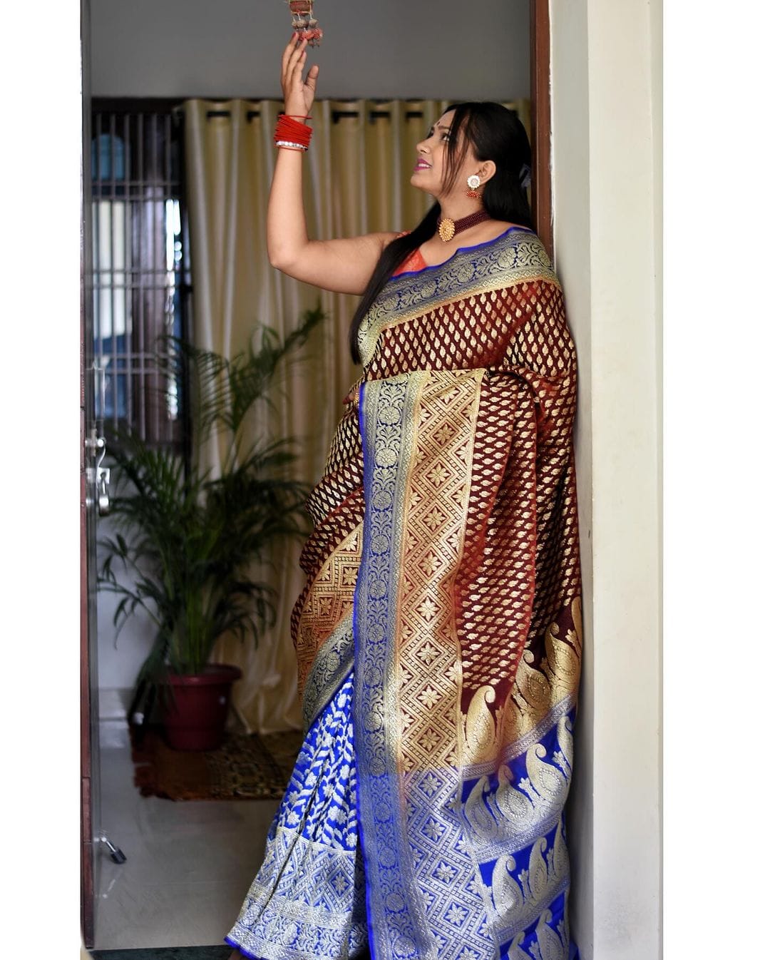 Desuetude Blue & Maroon Soft Silk Saree With Engrossing Blouse Piece