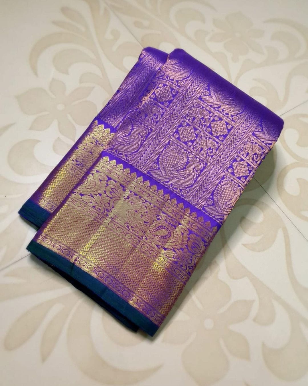 Blissful Purple Soft Banarasi Silk Saree With Blouse Piece