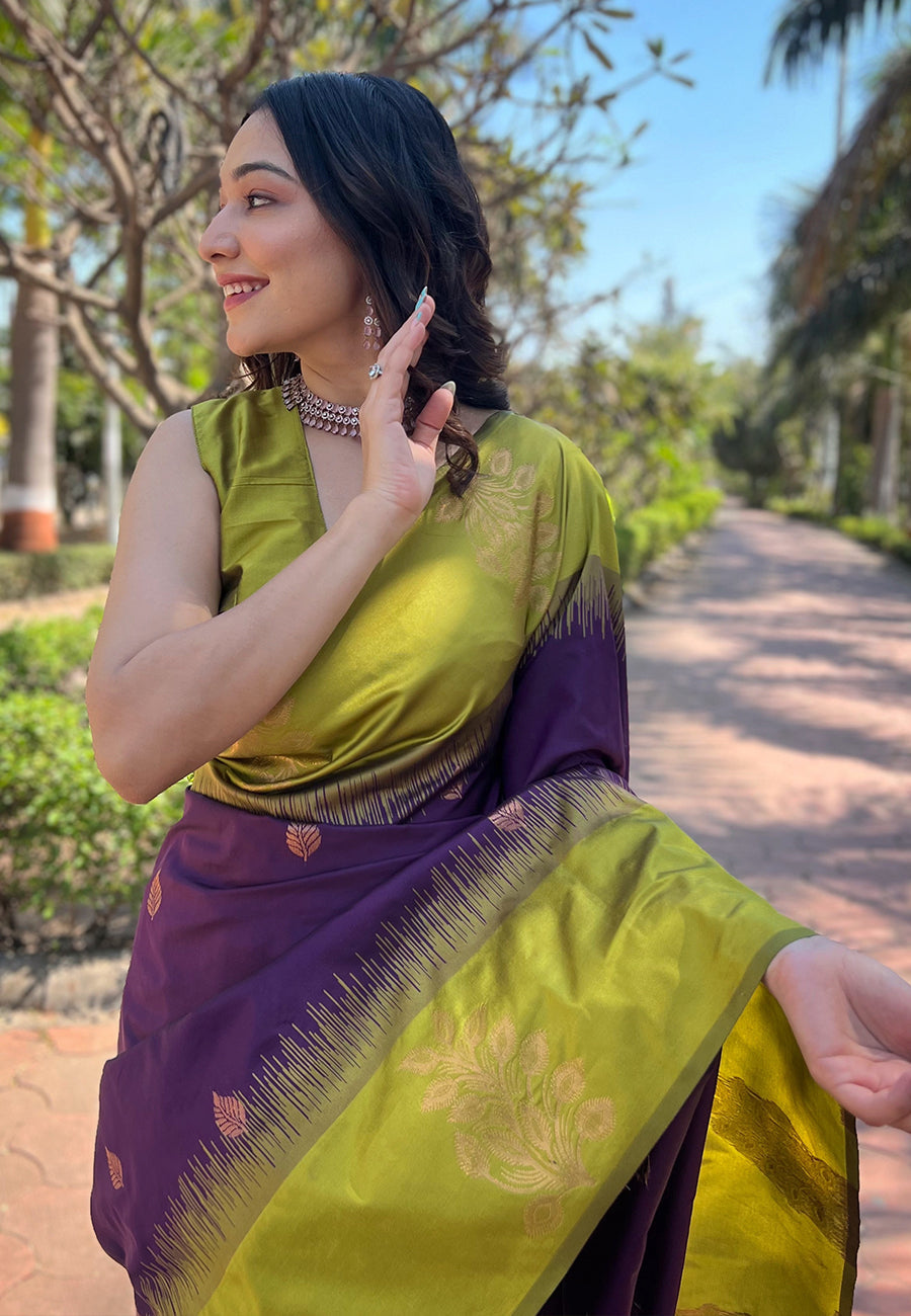 Adoring Purple Soft Silk Saree With Classic Blouse Piece