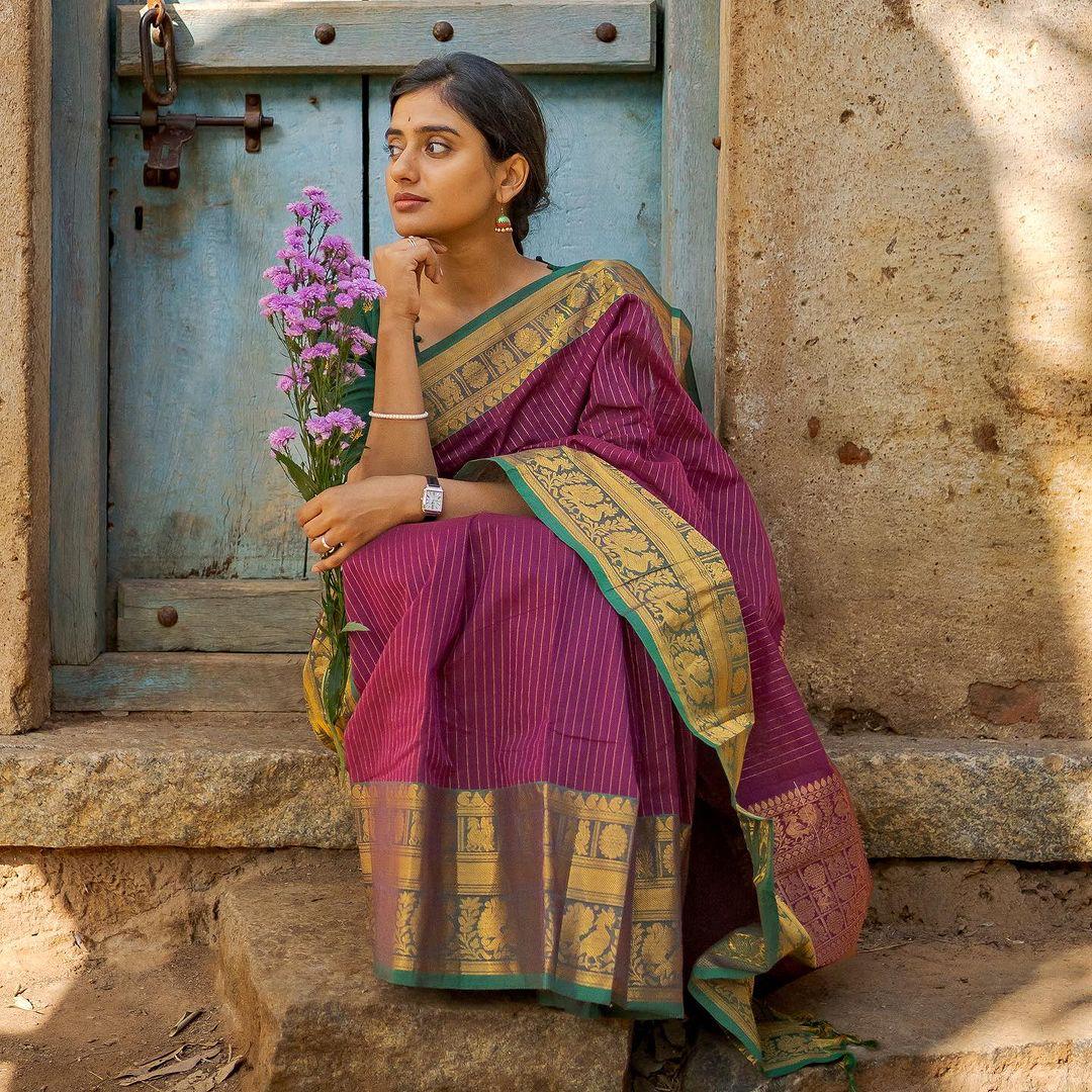 Adorable Wine Soft Silk Saree With Chatoyant Blouse Piece