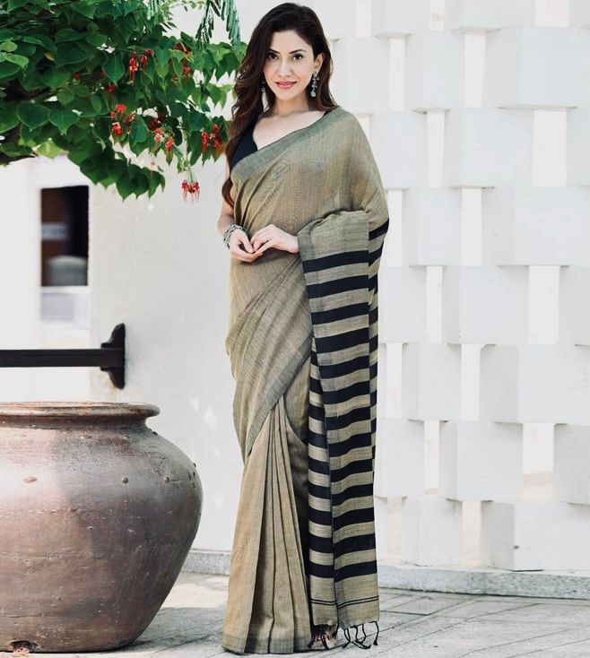 Admirable Grey Cotton Silk Saree With Beleaguer Blouse Piece