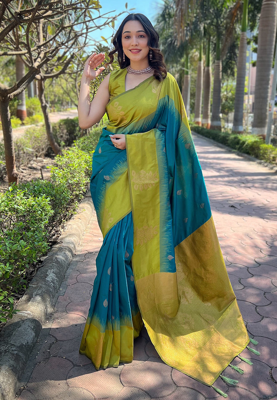 Redolent Rama Soft Silk Saree With Tremendous Blouse Piece