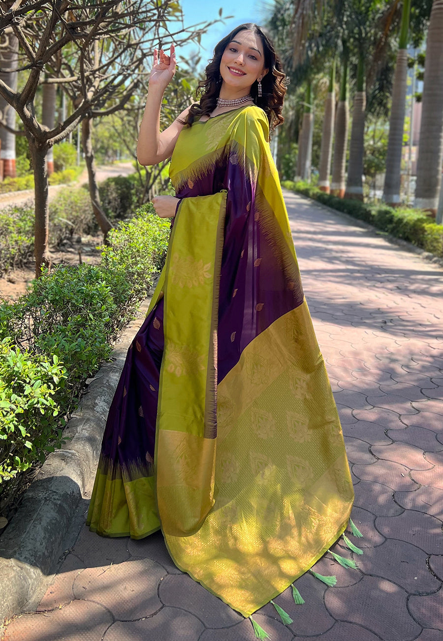 Adoring Purple Soft Silk Saree With Classic Blouse Piece