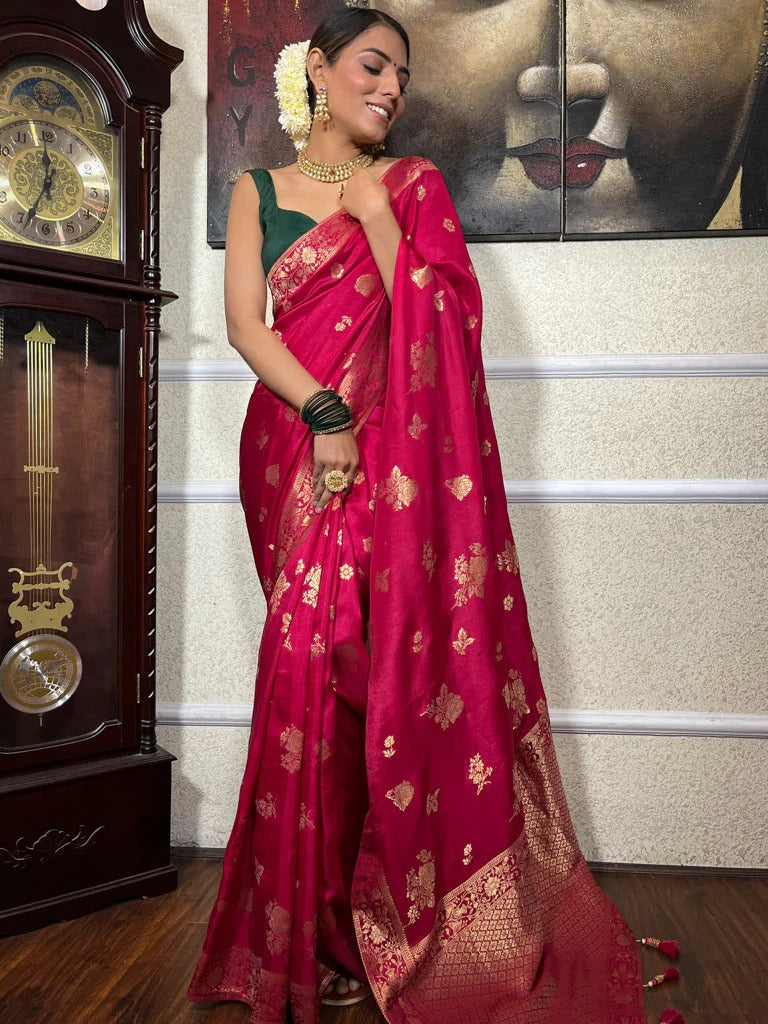 Adorning Pink Soft Silk Saree With Blooming Blouse Piece