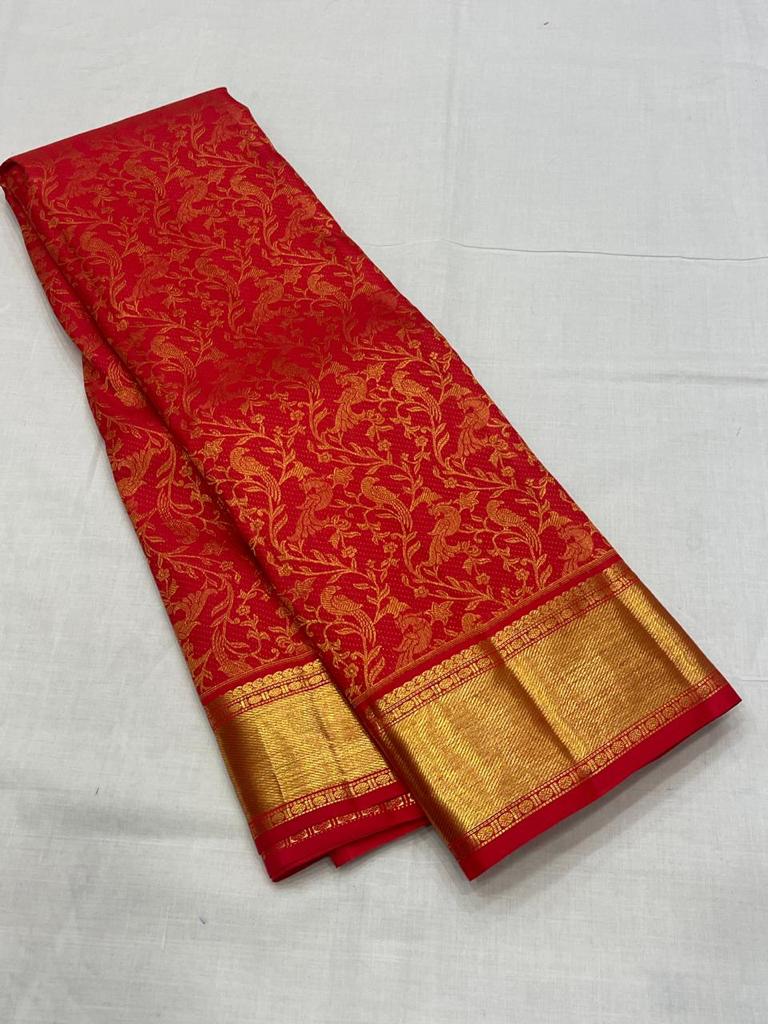 Gratifying Red Soft Banarasi Silk Saree With Extraordinary Blouse Piece