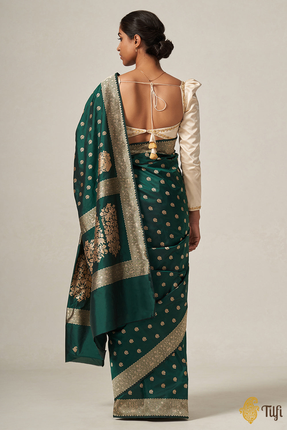 Deserving Green Soft Silk Saree With Embrocation Blouse Piece