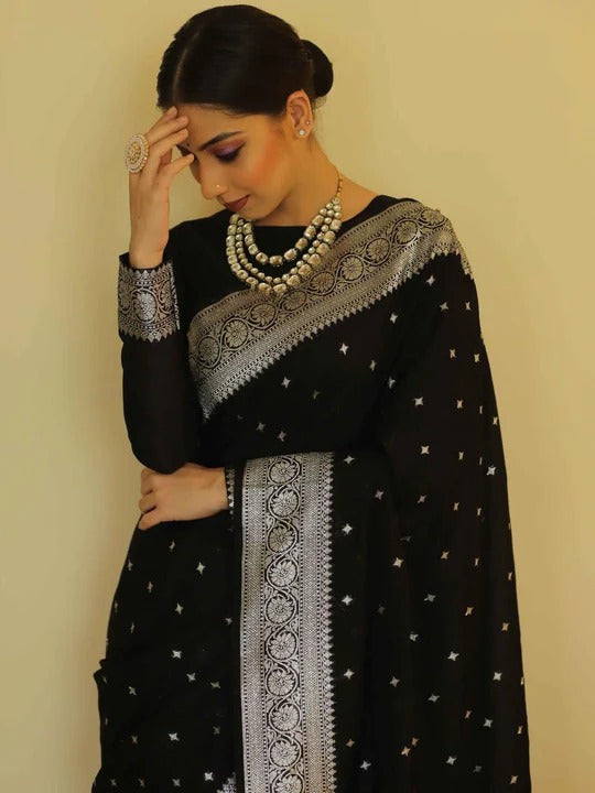 Lissome Black Soft Silk Saree With Majesty Blouse Piece