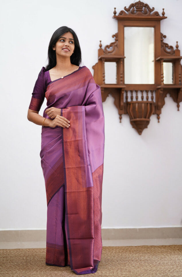 Scrumptious Light Purple Soft Banarasi Silk Saree With Blouse Piece