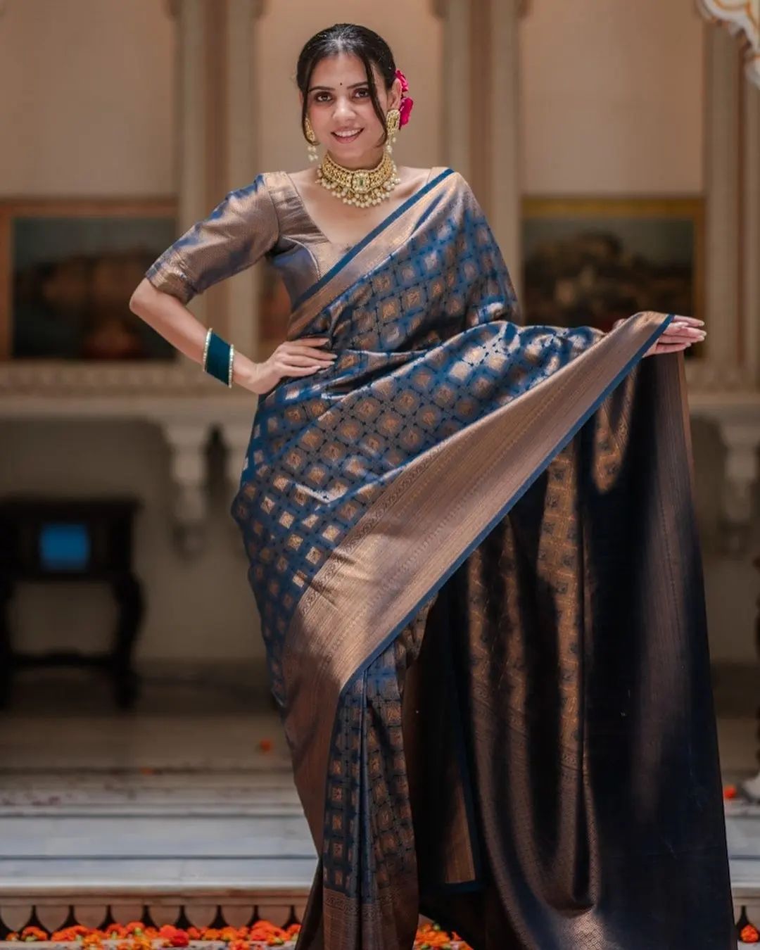 Intricate Rama Soft Silk Saree With Sumptuous Blouse Piece