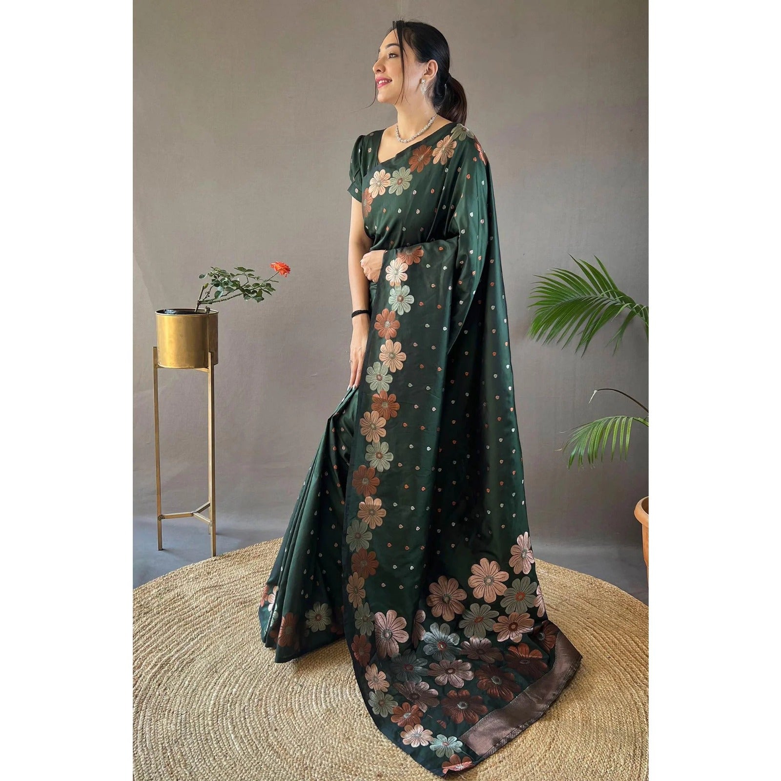 Scintilla Green Soft Silk Saree With Tempting Blouse Piece