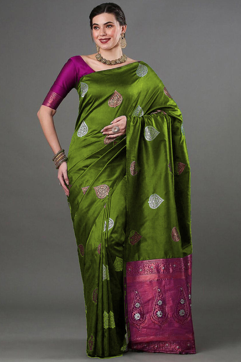 Majesty Mahendi Soft Silk Saree With Petrichor Blouse Piece