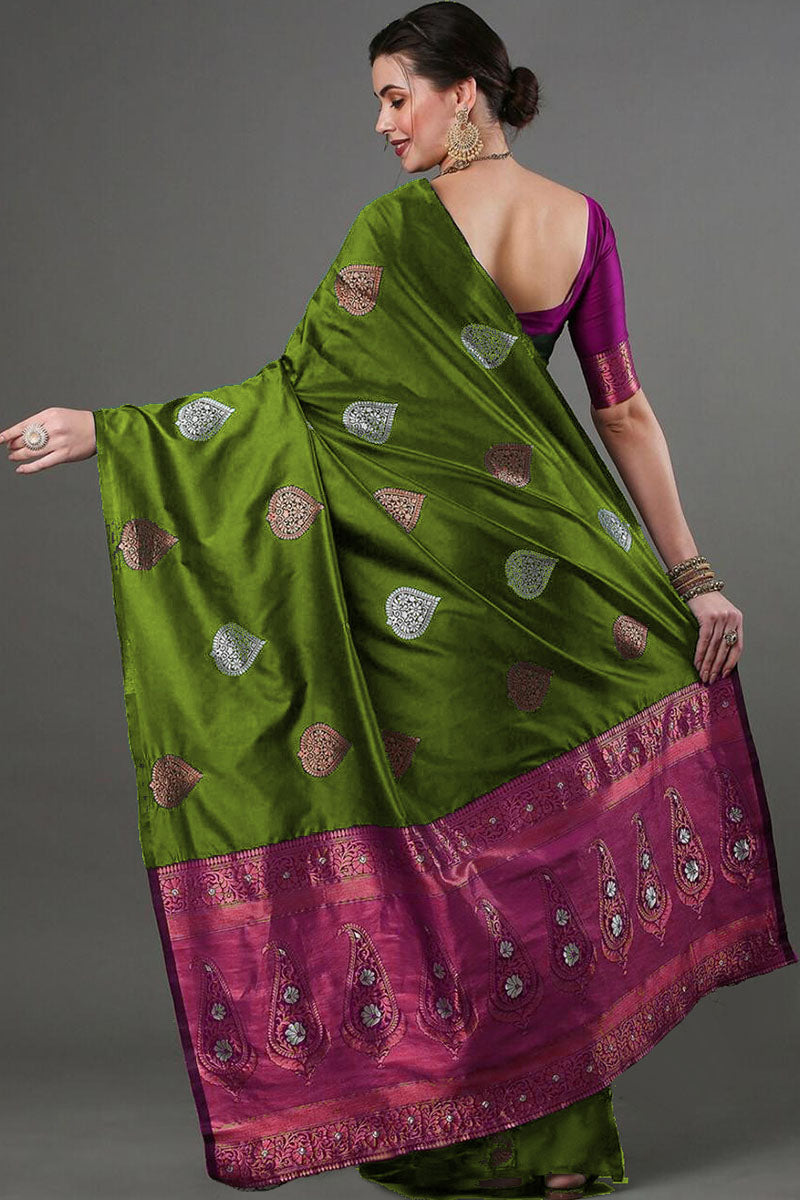 Majesty Mahendi Soft Silk Saree With Petrichor Blouse Piece