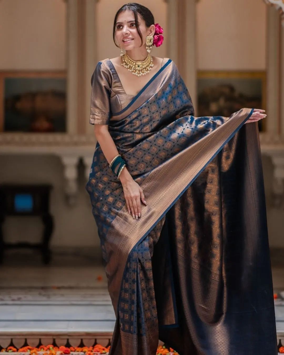 Intricate Rama Soft Silk Saree With Sumptuous Blouse Piece