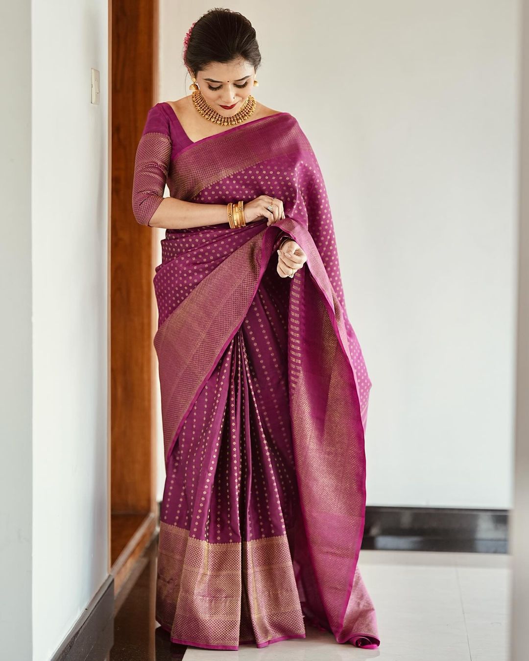 Classy Pink Soft Silk Saree With Murmurous Blouse Piece