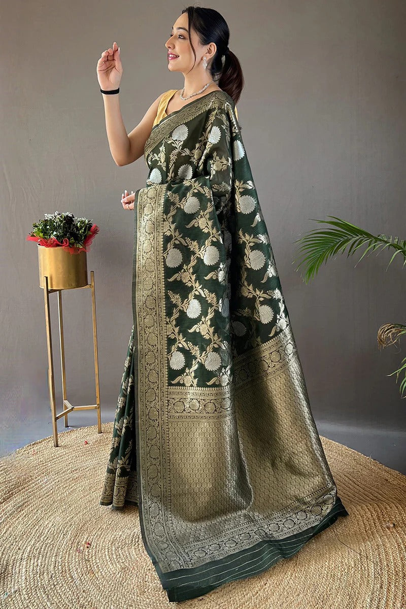 Classy Green Soft Silk Saree With Demesne Blouse Piece