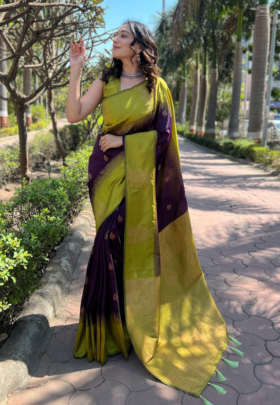 Adoring Purple Soft Silk Saree With Classic Blouse Piece