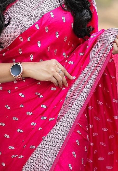 Woebegone Pink Cotton Silk Saree With Mesmerising Blouse Piece