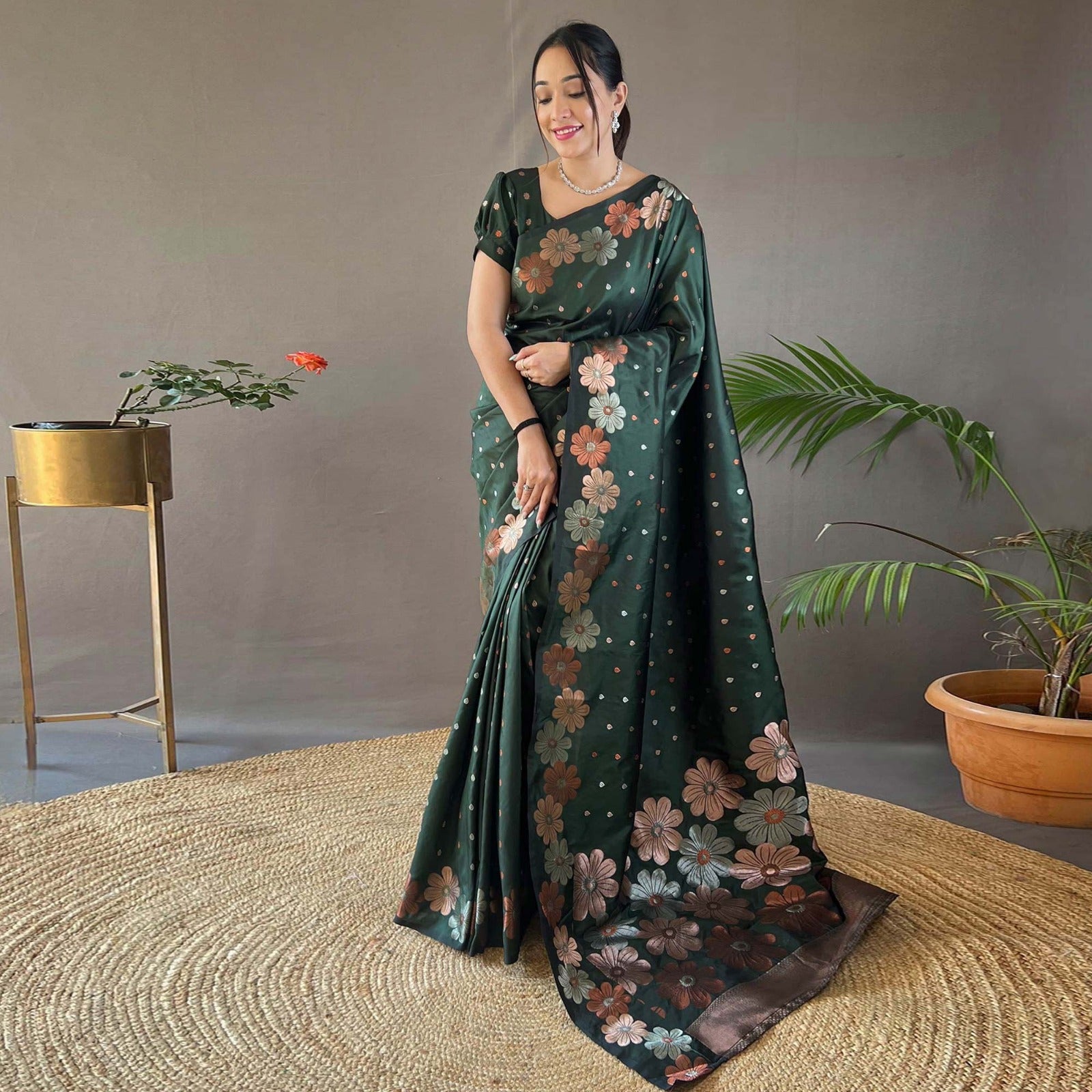 Scintilla Green Soft Silk Saree With Tempting Blouse Piece