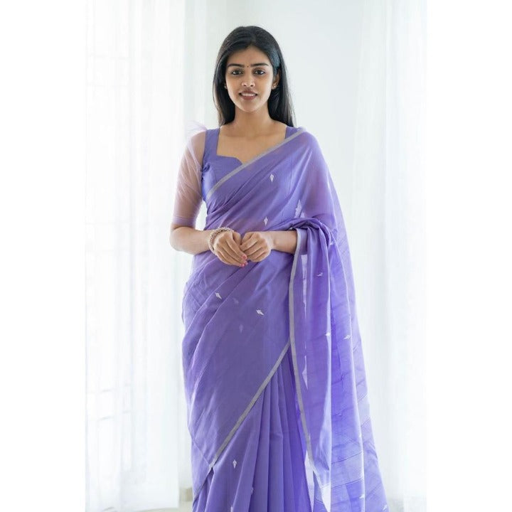 Capricious Lavender Cotton Silk Saree With Chatoyant Blouse Piece