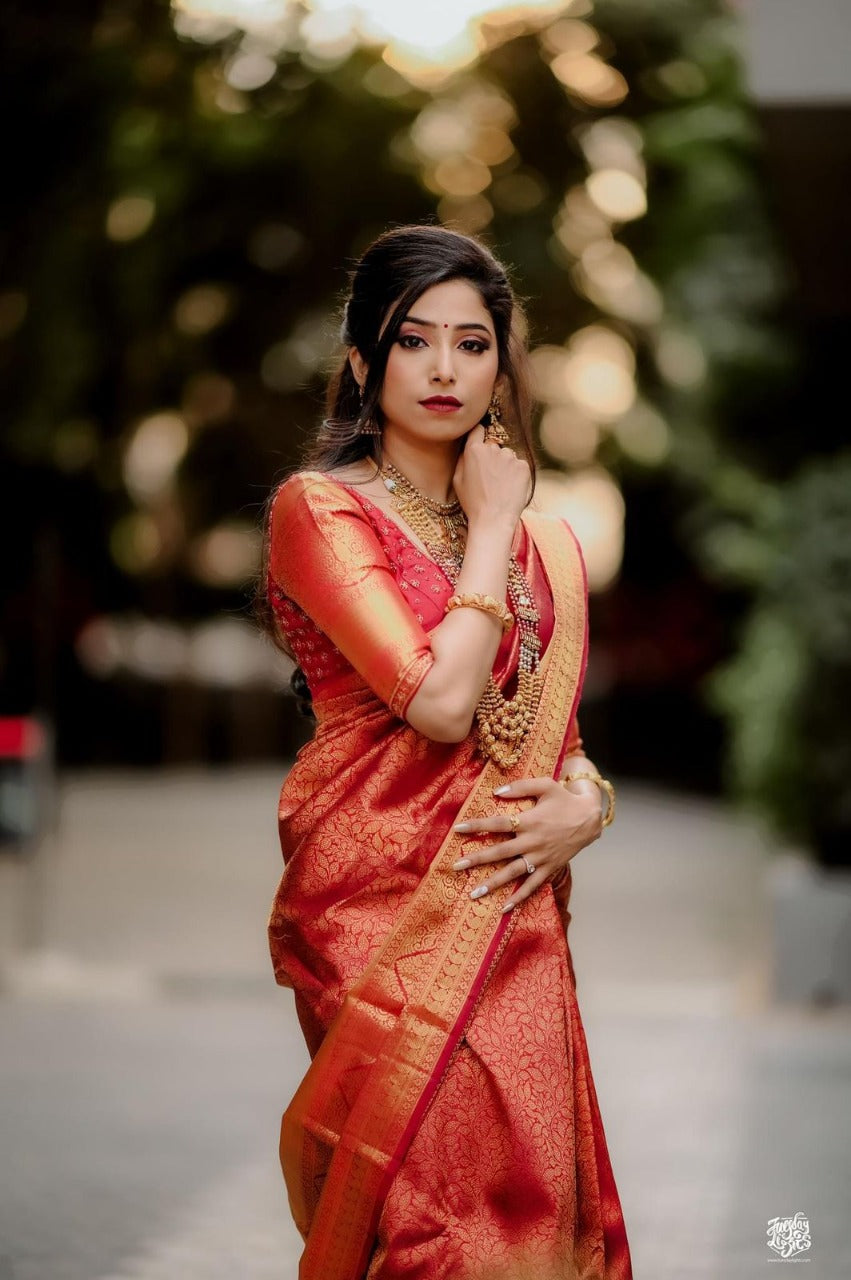 Efflorescence Maroon Soft Banarasi Silk Saree With Blouse Piece