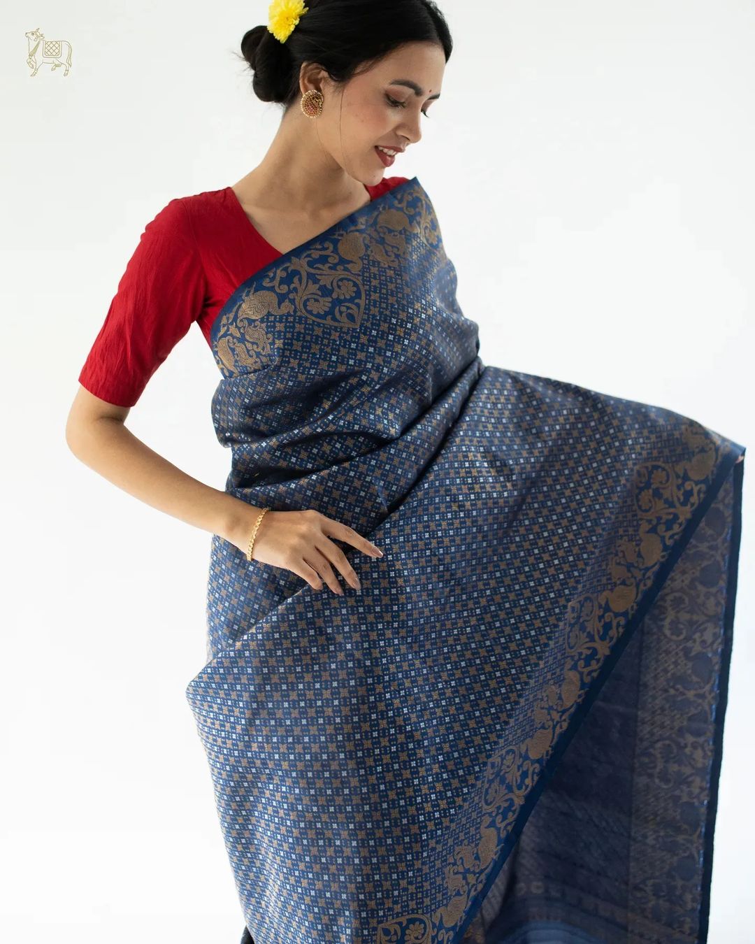 Imaginative Blue Soft Silk Saree With Beleaguer Blouse Piece