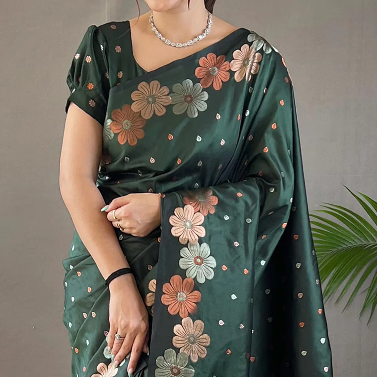 Scintilla Green Soft Silk Saree With Tempting Blouse Piece