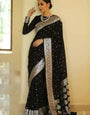 Lissome Black Soft Silk Saree With Majesty Blouse Piece