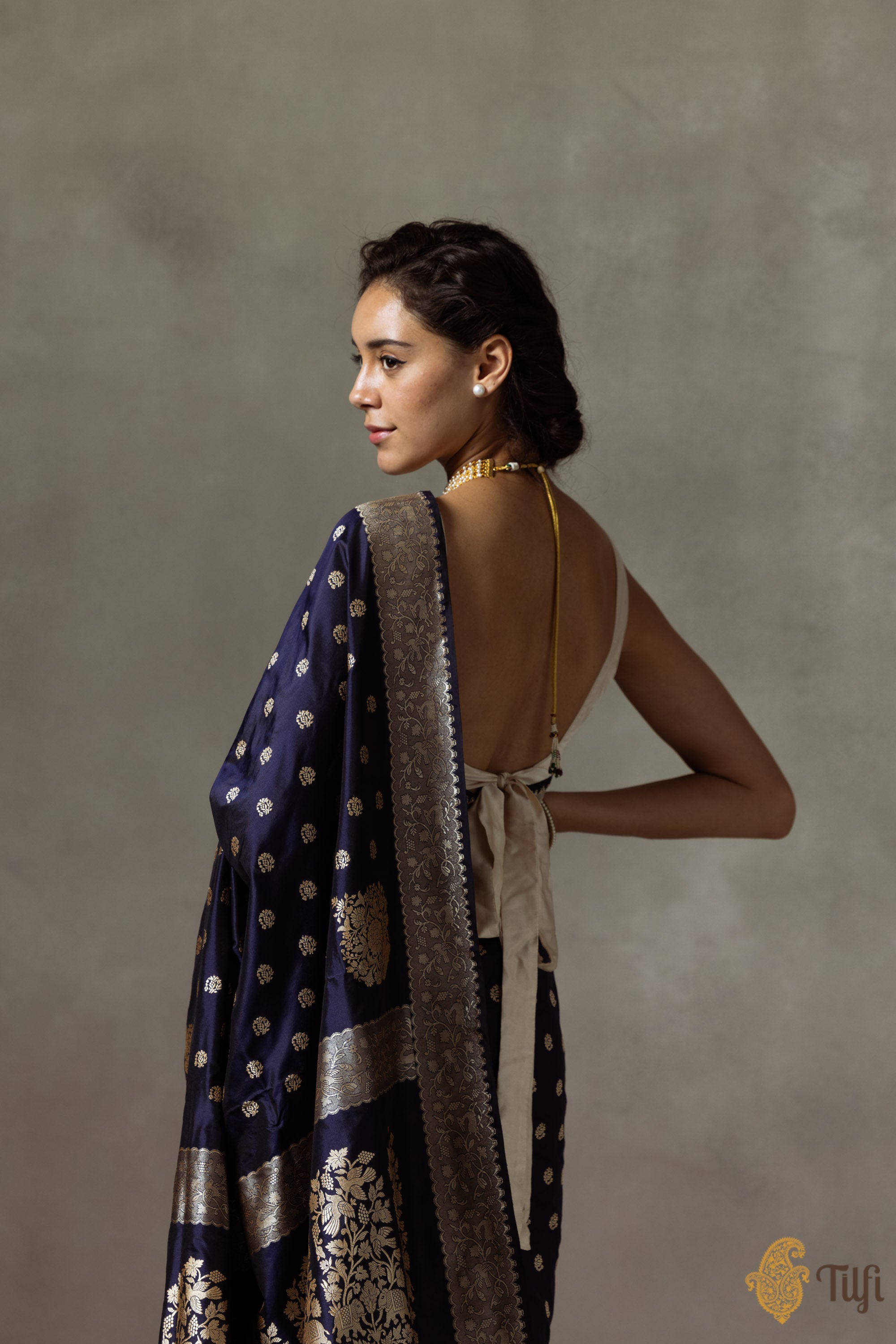 Bucolic Blue Soft Silk Saree With Confounding Blouse Piece