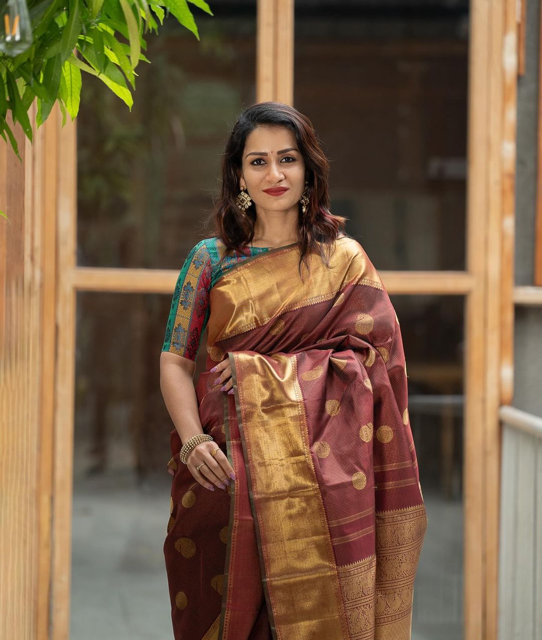 Adorable Brown Soft Silk Saree With Bewitching Blouse Piece