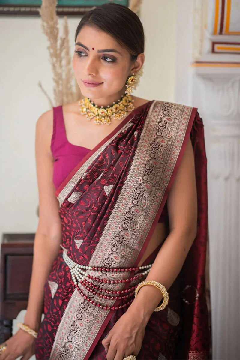 Breathtaking Maroon Soft Silk Saree With Comely Blouse Piece