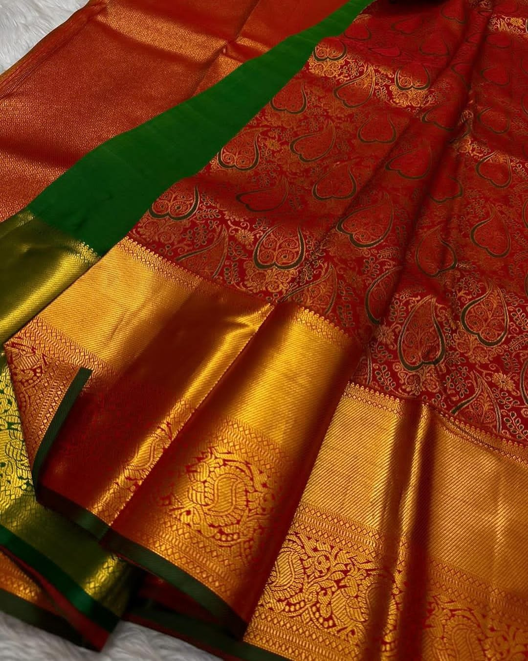 Captivating Red Soft Banarasi Silk Saree With Dazzling Blouse Piece