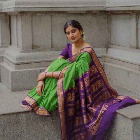 Glam Parrot Soft Silk Saree With Ebullience Blouse Piece