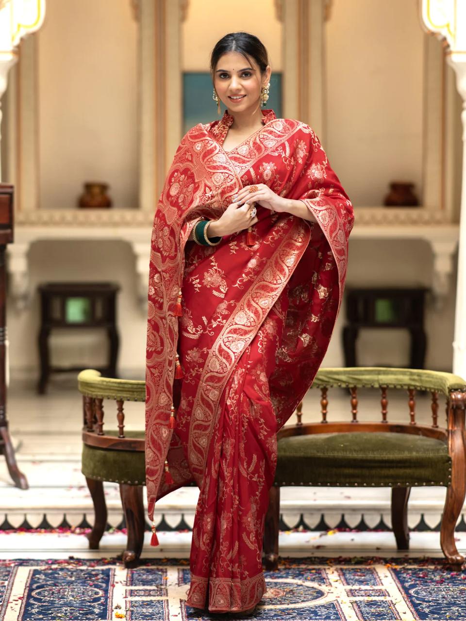 Ravishing Red Color Soft Banarasi Silk Saree With Sempiternal Blouse Piece