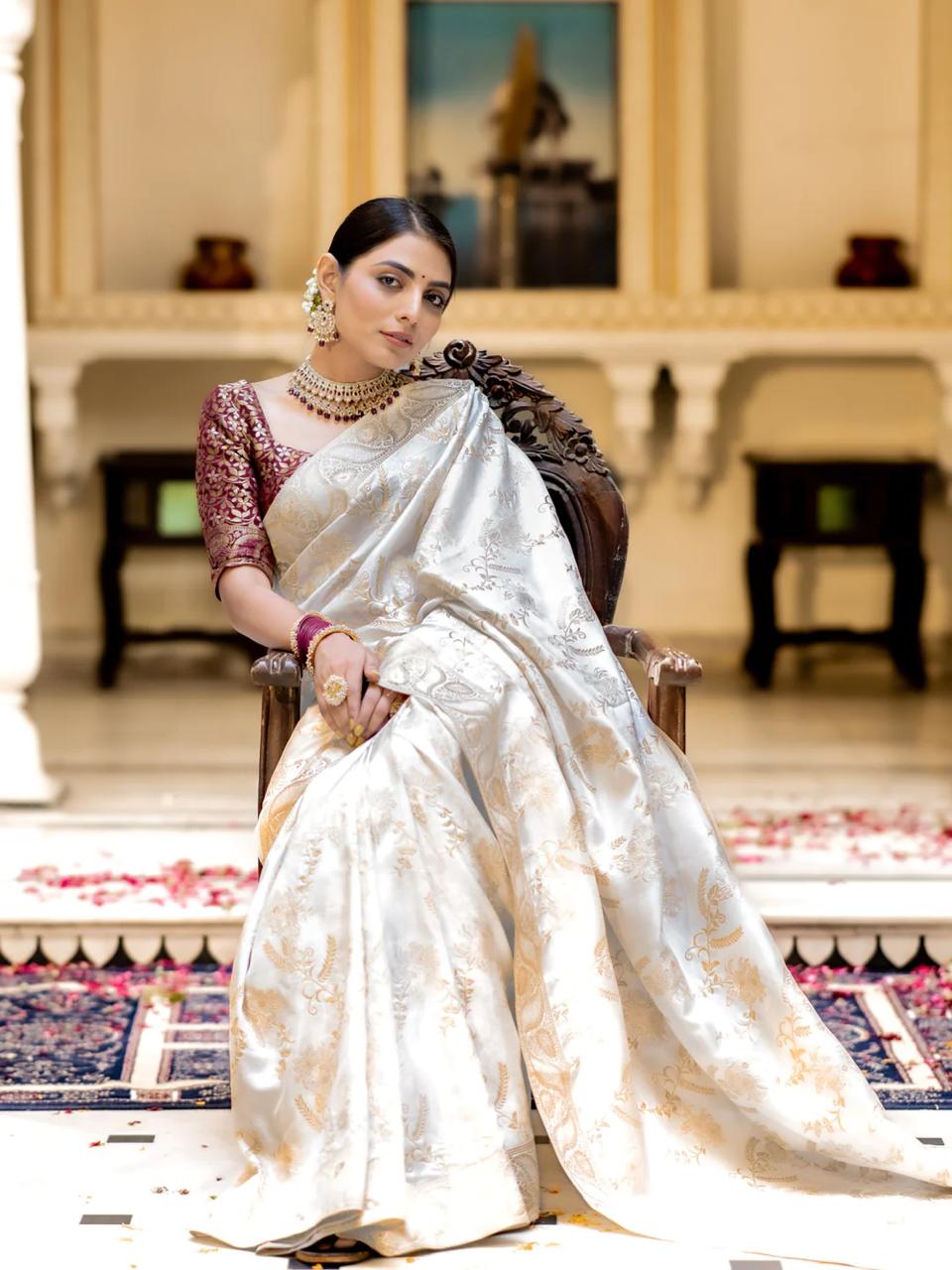 Transcendent Off White Color Soft Banarasi Silk Saree With Adorable Blouse Piece