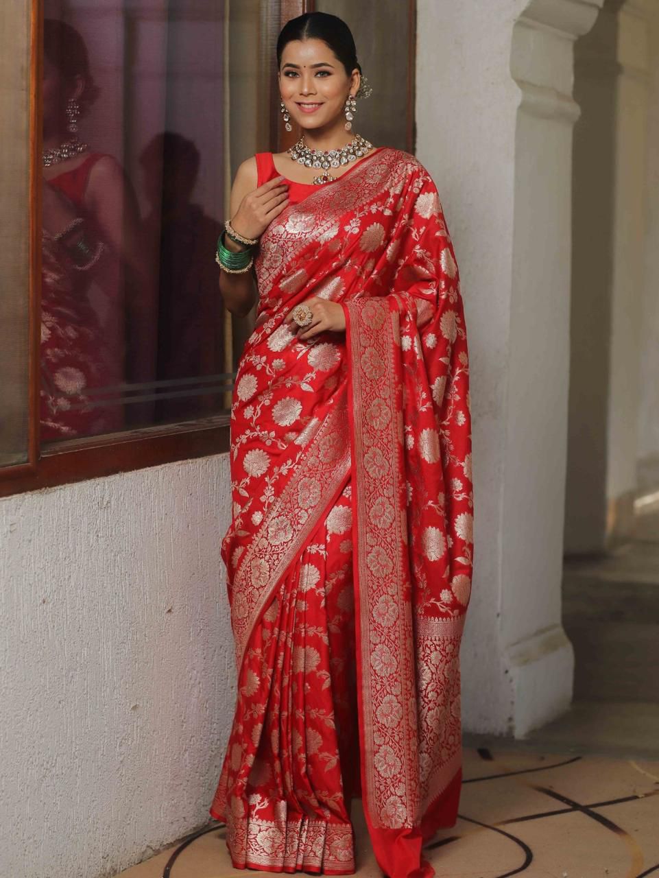 Capricious Red Soft Silk Saree With Fairytale Blouse Piece