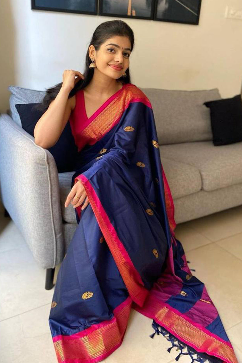 Enticing Blue Soft Silk Saree With Blouse Piece