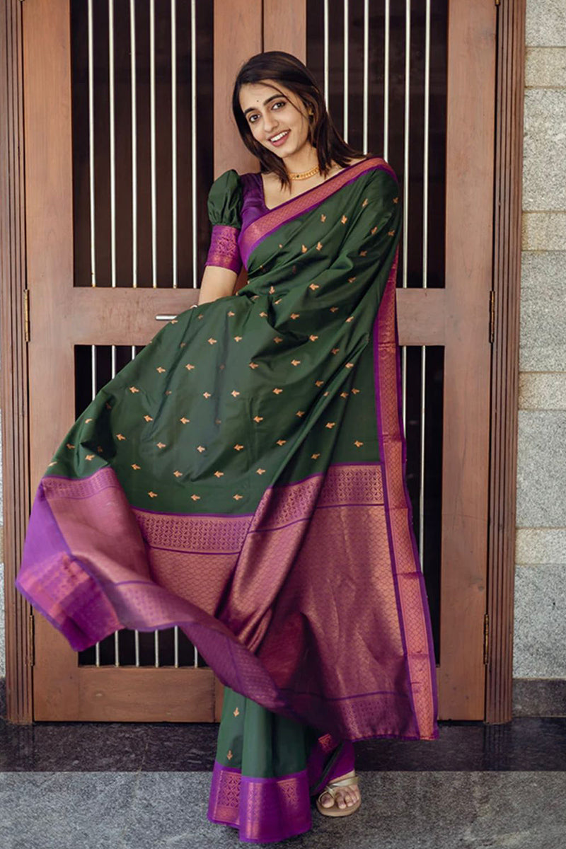 Wonderful Green Color Soft Silk Saree With Blouse Piece