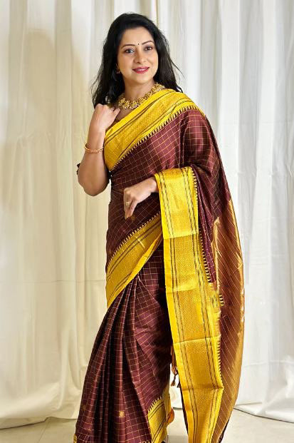 Stunning Maroon Color Soft Silk Saree With Blouse Piece