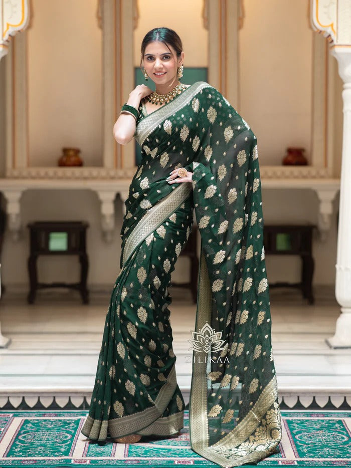 Forbearance Green Soft Silk Saree With Groovy Blouse Piece