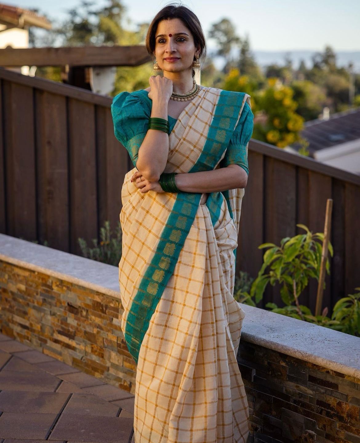 Arresting Beige Soft Silk Saree With An insanely Blouse Piece