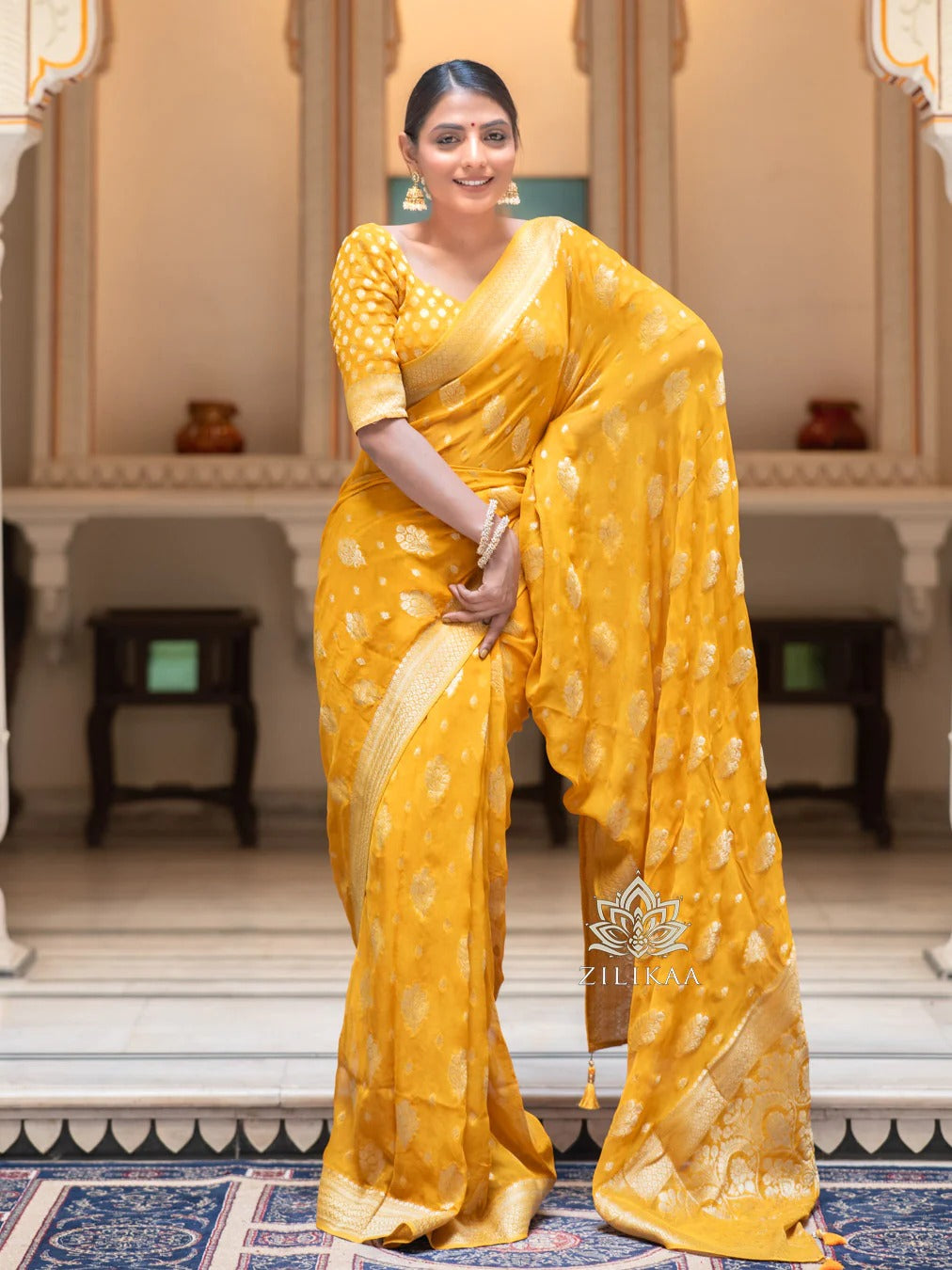 Amiable Yellow Soft Silk Saree With Most Evocative Blouse Piece