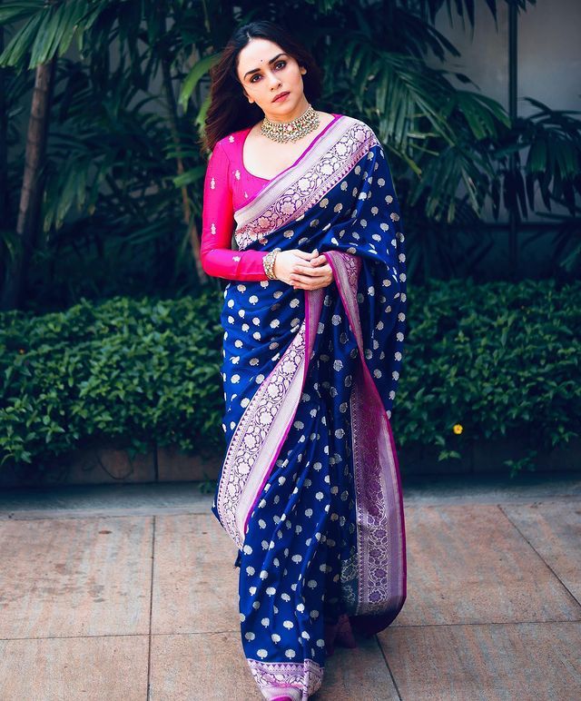 Dazzling Blue Color Soft Silk Saree With Blouse Piece