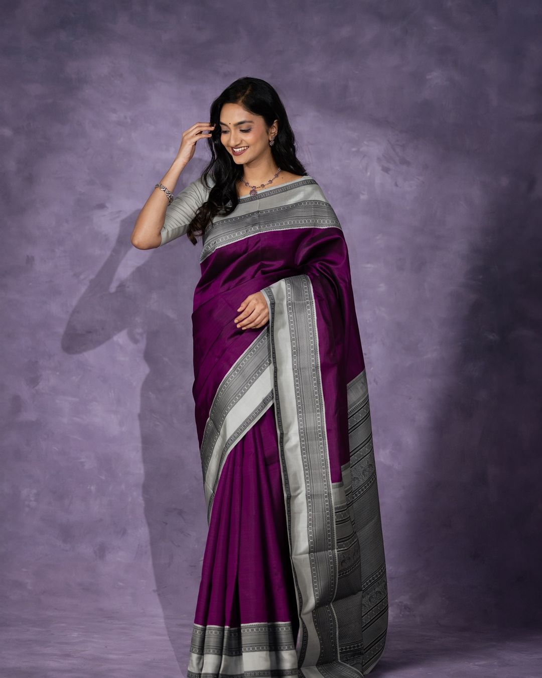 Incredible Purple Soft Silk Saree With Mesmerising Blouse Piece