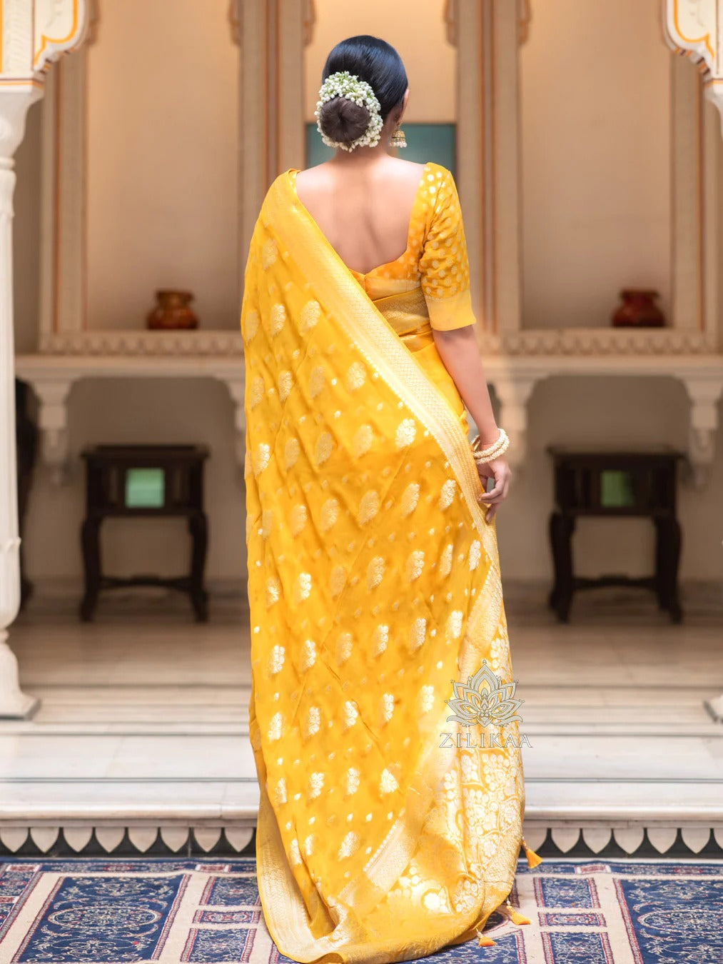 Amiable Yellow Soft Silk Saree With Most Evocative Blouse Piece