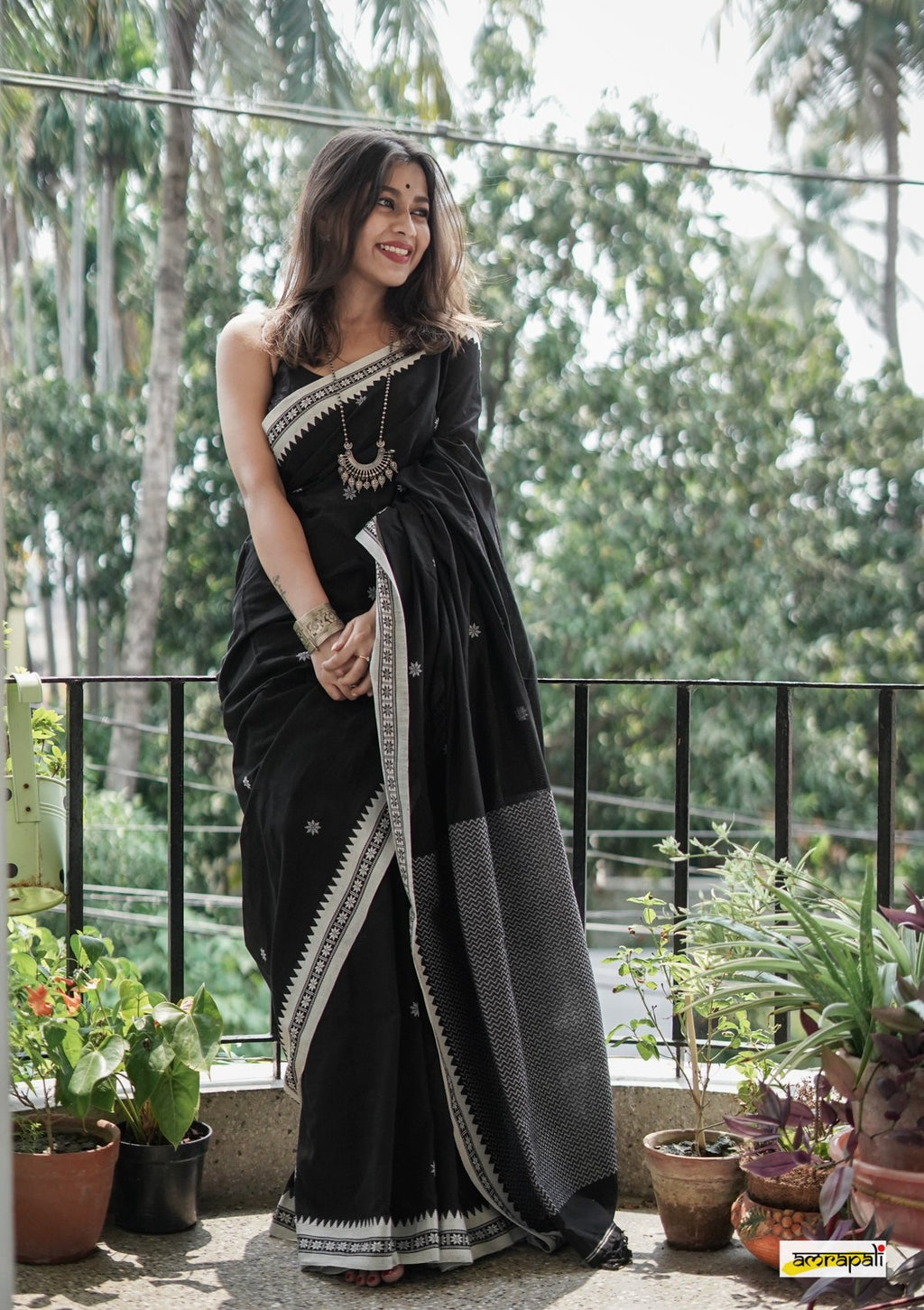 Precious Black Cotton Silk Saree With Supernal Blouse Piece