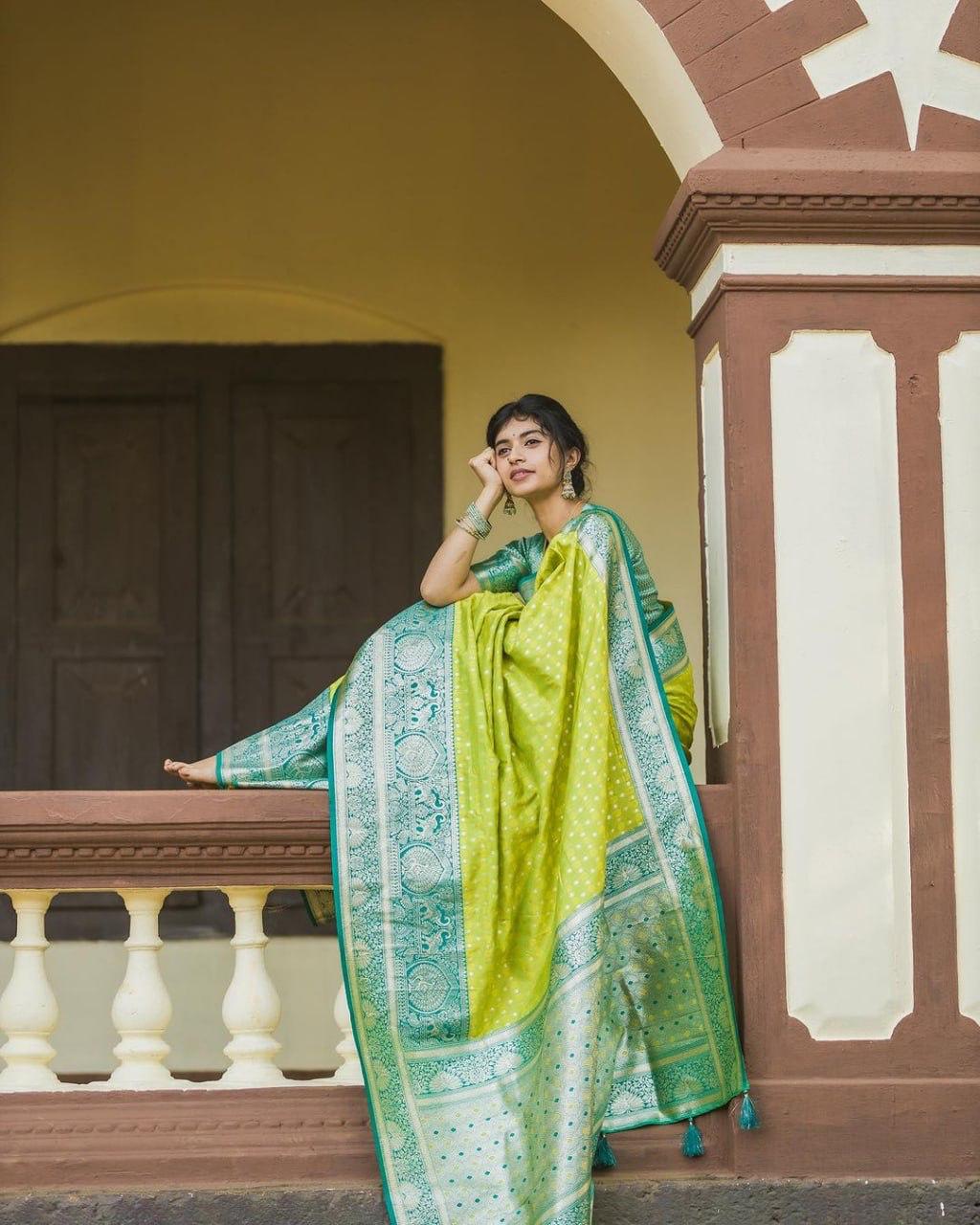 Delightful Parrot Soft Silk Saree With Felicitous Blouse Piece